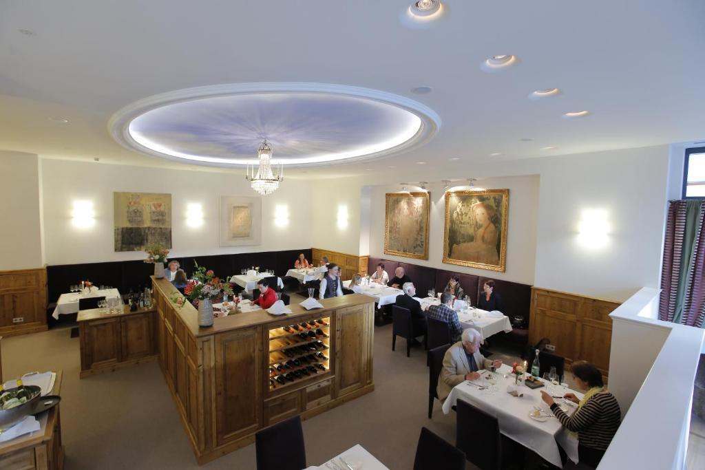 Künzelsau Hotel-Restaurant Anne-Sophie מראה חיצוני תמונה